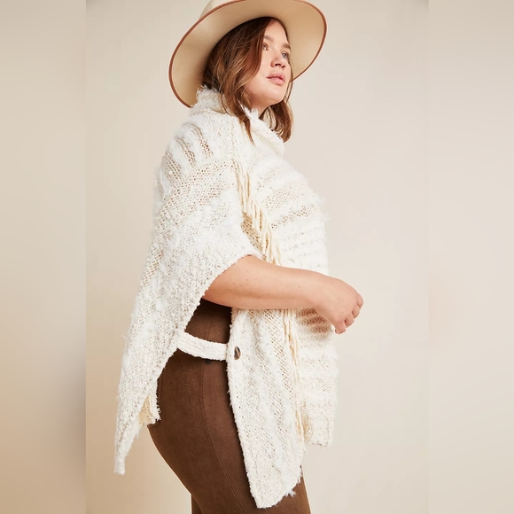 Anthropologie Poncho Marilyn Knit Sweater Fringe Size Medium / Large Cream - Picture 15 of 16